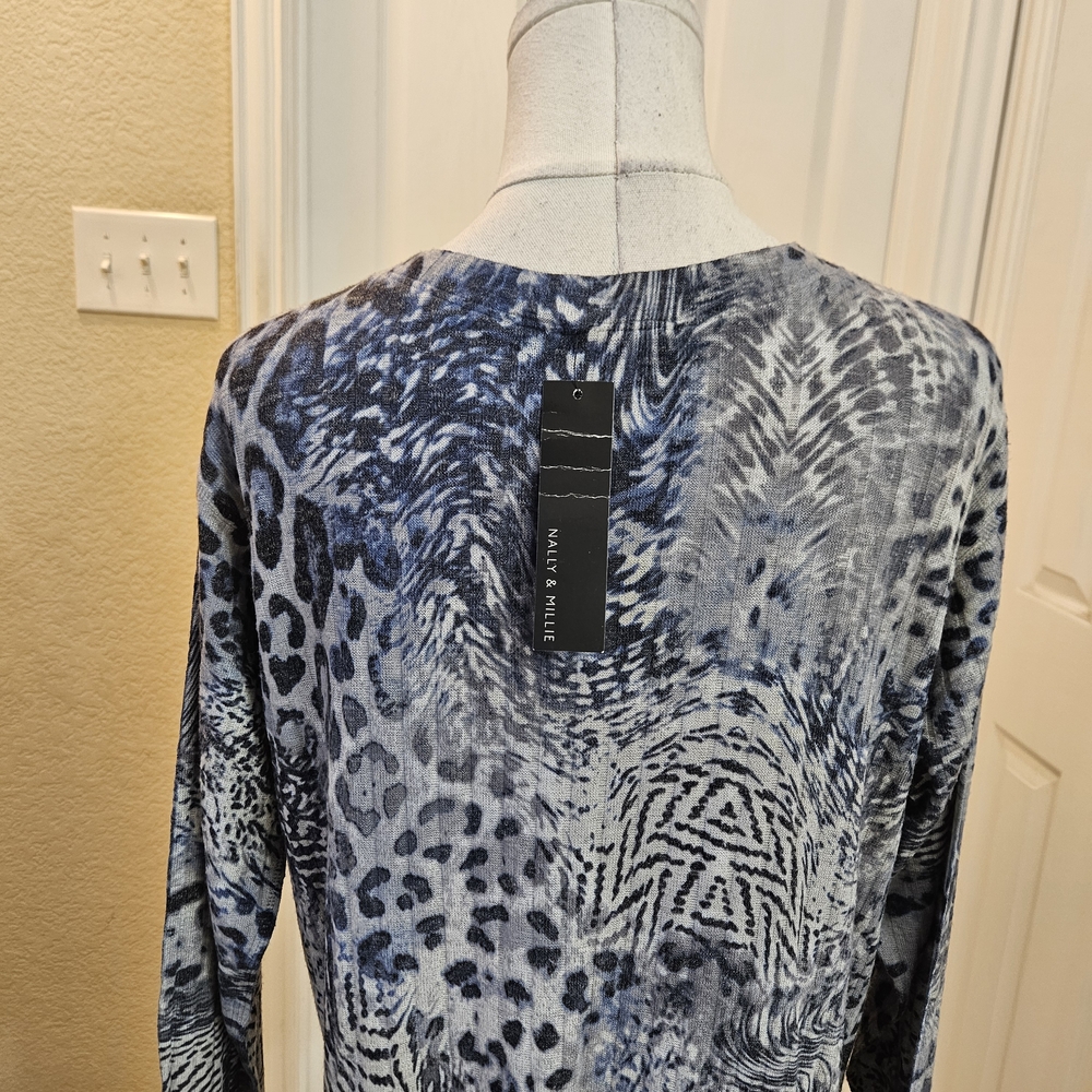 Nally & Millie Blue Mixed Animal Print Knit Top – Size L/XL NWT - Picture 9 of 13